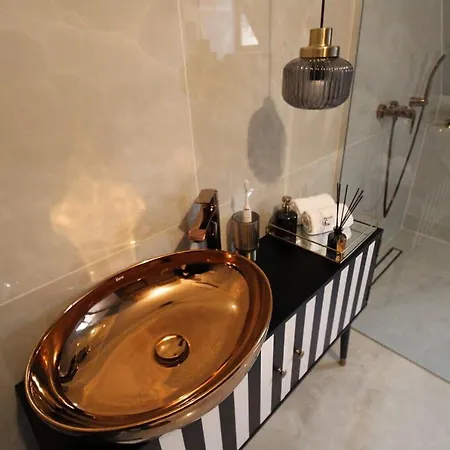 Madam S Boa Apartment *