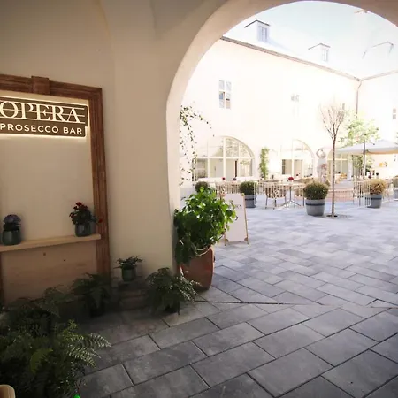 Apartment Madam S Boa