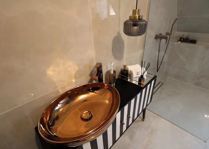Madam S Boa Apartment *